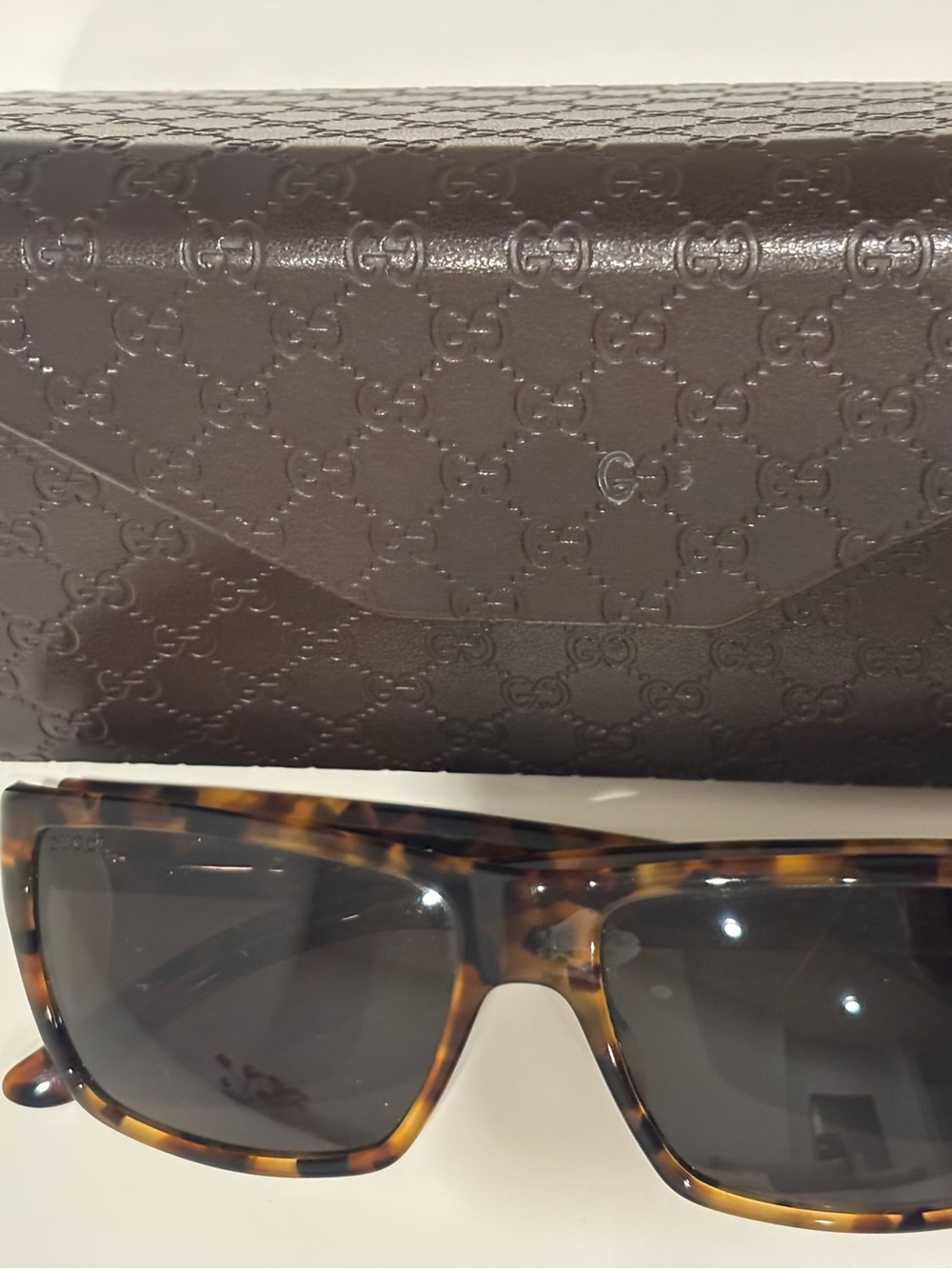 Gucci Rectangular Sunglasses with its box